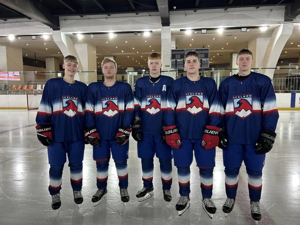 Landsliðsstrákarnir í U-18 landsliðinu í íshokkí sem stunda nám í VMA: Bjartur Westin, Gabríel Snær …